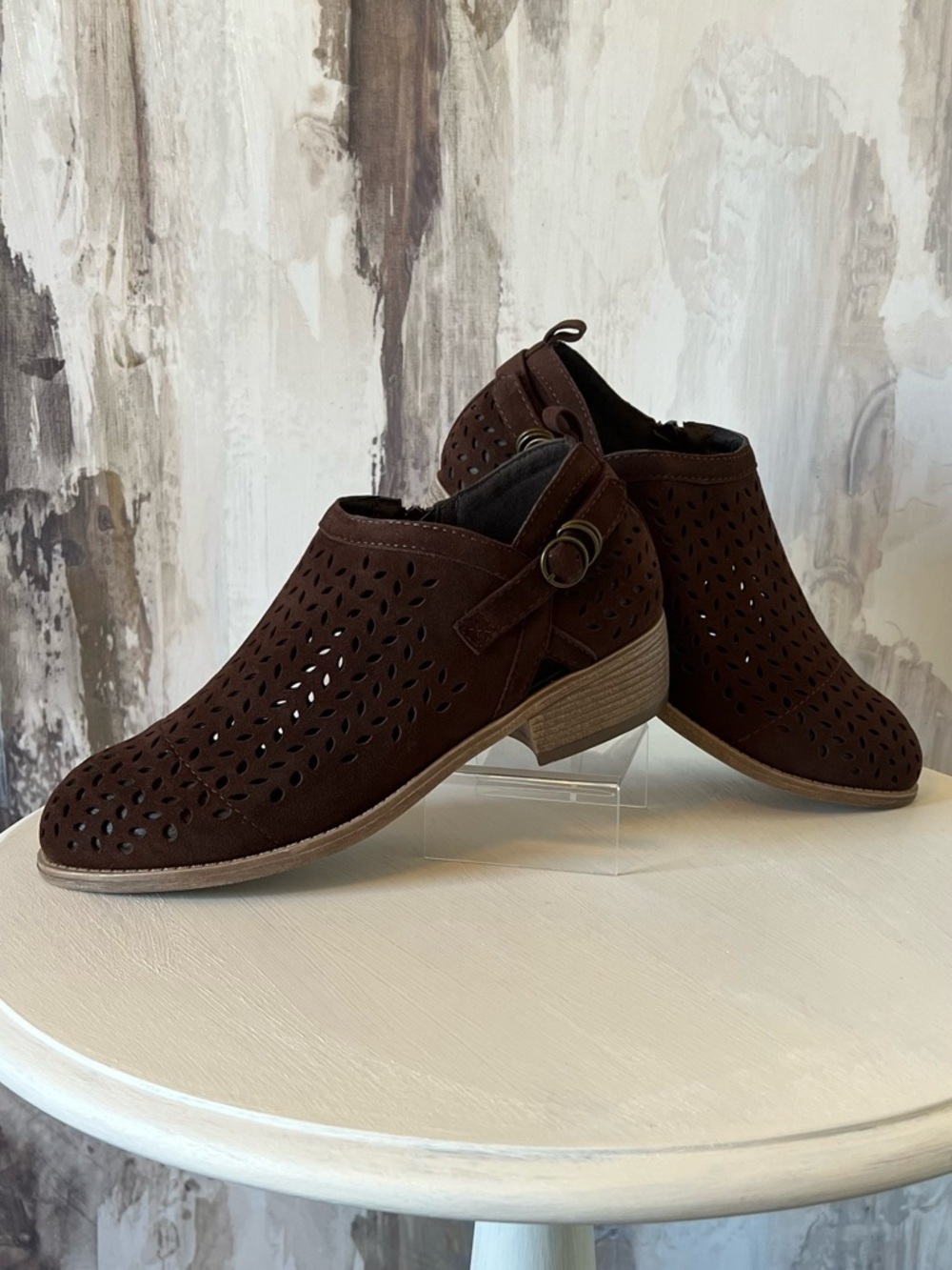 JG Brown Booties Women's Size 8.5